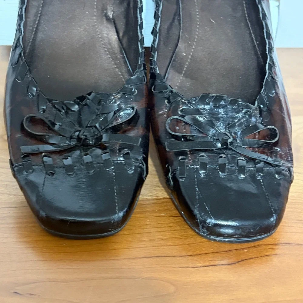 Van Eli Womens Brown Black Wedge Pumps Square Toe Bow Whipstitch Size 8.5 N